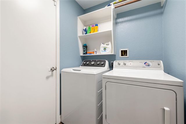 5104 Carefree Drive, League City, TX 77573