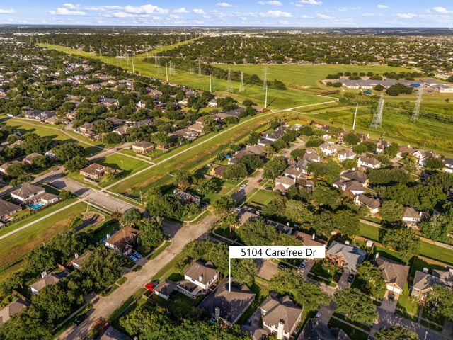 5104 Carefree Drive, League City, TX 77573