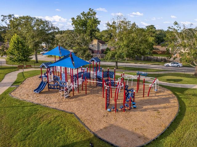 5104 Carefree Drive, League City, TX 77573