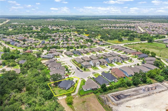 2135 Mountain Wind Loop, Bryan, TX 77807