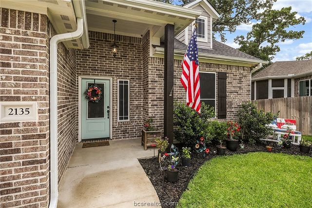 2135 Mountain Wind Loop, Bryan, TX 77807