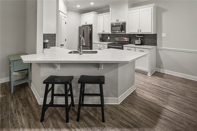 2135 Mountain Wind Loop, Bryan, TX 77807