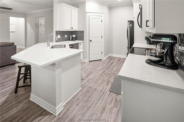2135 Mountain Wind Loop, Bryan, TX 77807