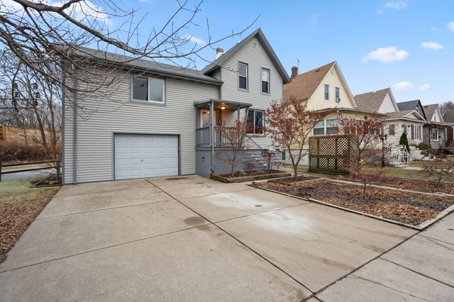 1601 Central, Whiting, IN 46394