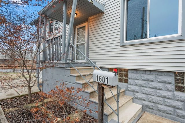 1601 Central, Whiting, IN 46394