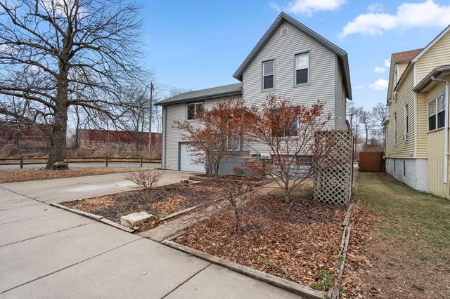 1601 Central, Whiting, IN 46394