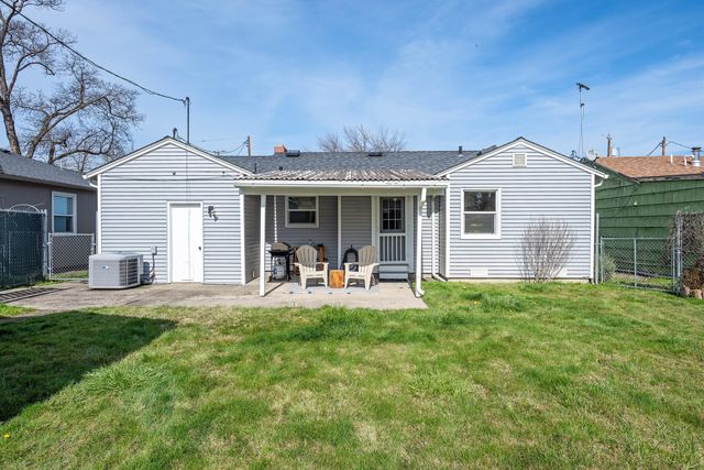 1211 Dakota Avenue, Medford, OR 97501