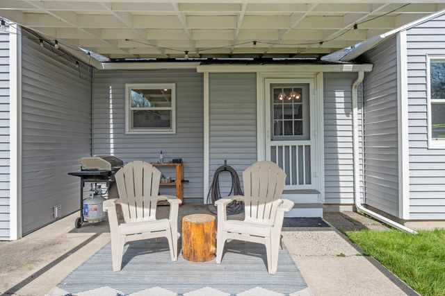 1211 Dakota Avenue, Medford, OR 97501