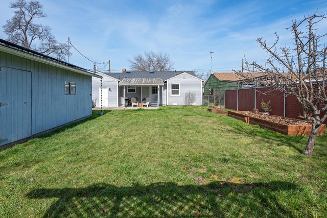 1211 Dakota Avenue, Medford, OR 97501