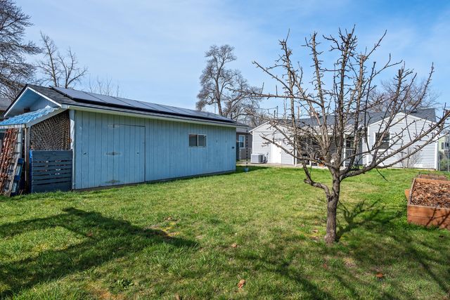 1211 Dakota Avenue, Medford, OR 97501