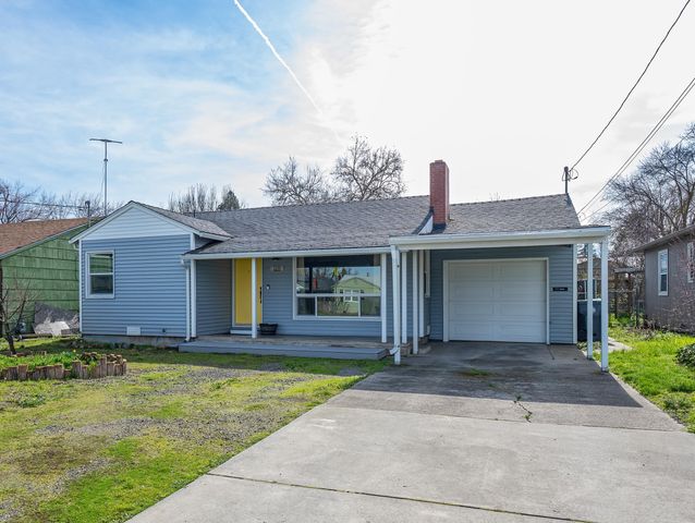 1211 Dakota Avenue, Medford, OR 97501