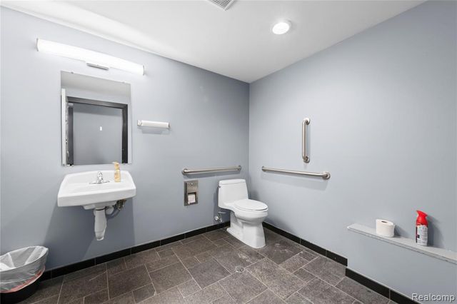 23394 Goddard Road, Taylor, MI 48180