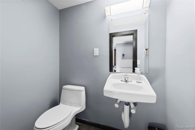 23394 Goddard Road, Taylor, MI 48180