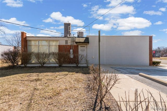 23394 Goddard Road, Taylor, MI 48180