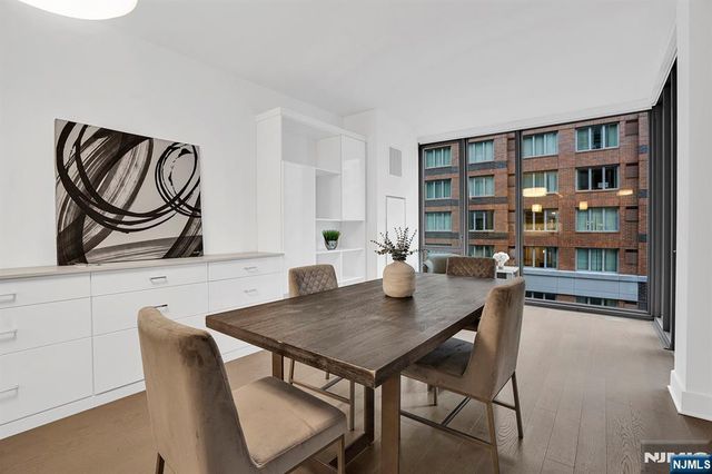 9 Ave At Port Imperial 605, West New York, NJ 07093