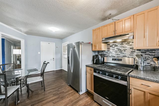 1815 Eubanks Street, Houston, TX 77093