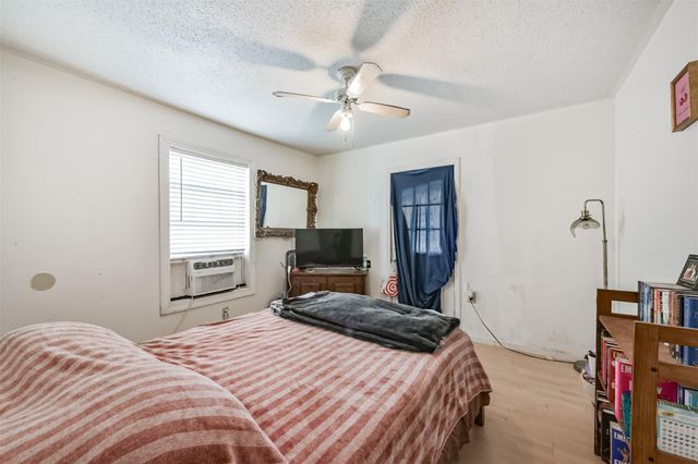 1815 Eubanks Street, Houston, TX 77093