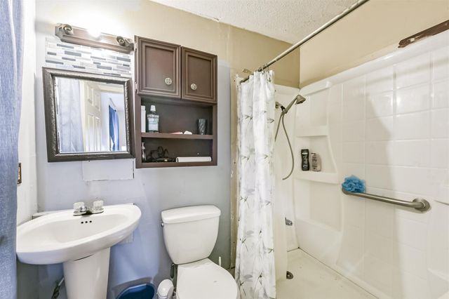 1815 Eubanks Street, Houston, TX 77093