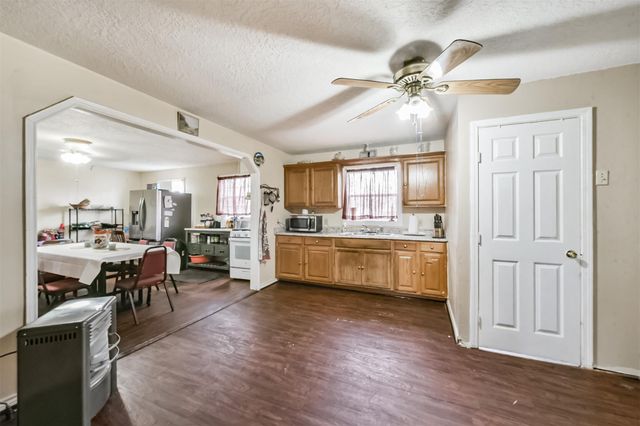 1815 Eubanks Street, Houston, TX 77093