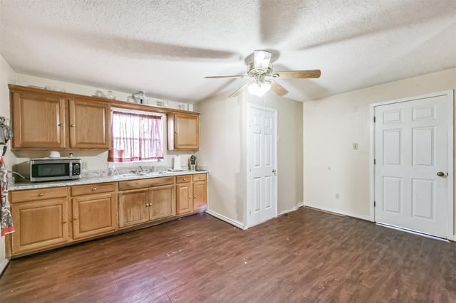 1815 Eubanks Street, Houston, TX 77093