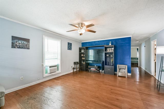 1815 Eubanks Street, Houston, TX 77093