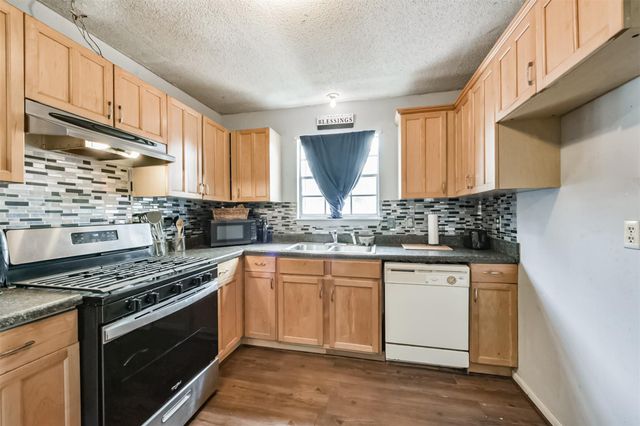 1815 Eubanks Street, Houston, TX 77093