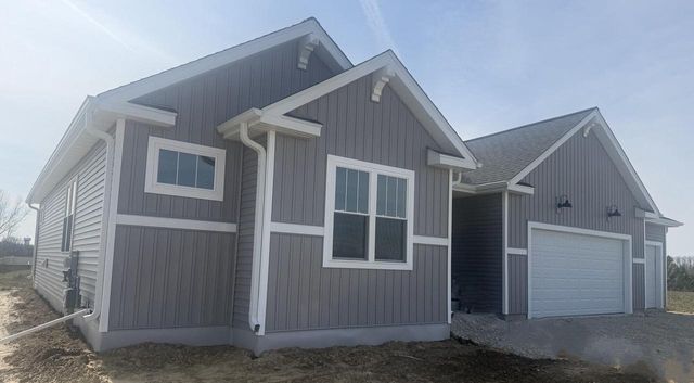 622 Champions COURT, Jefferson, WI 53549