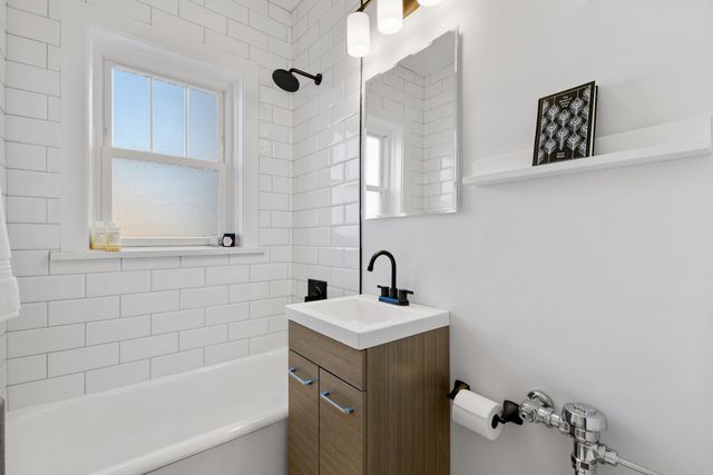 2746 N Hampden Street 2Y, Chicago, IL 60614