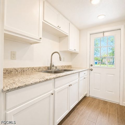 723 Burdick AVE, Fort Myers, FL 33905
