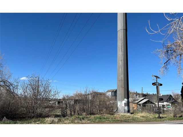 5701 W 10th Ave, Lakewood, CO 80214
