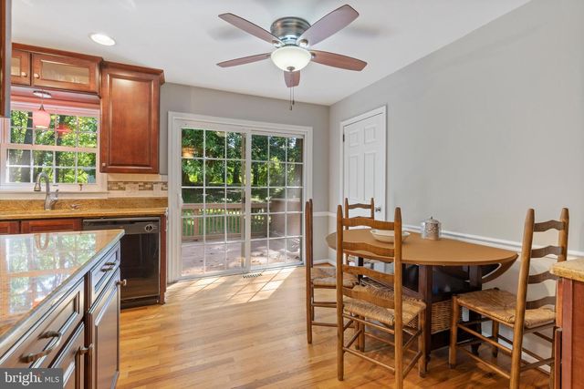 11219 LAKEVIEW DR, Dunkirk, MD 20754