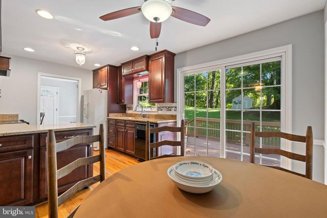 11219 LAKEVIEW DR, Dunkirk, MD 20754