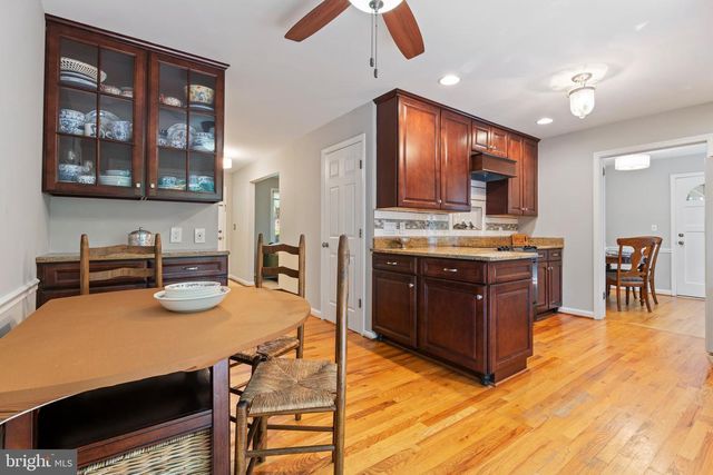 11219 LAKEVIEW DR, Dunkirk, MD 20754