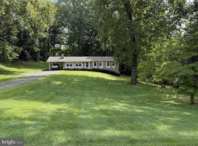 11219 LAKEVIEW DR, Dunkirk, MD 20754