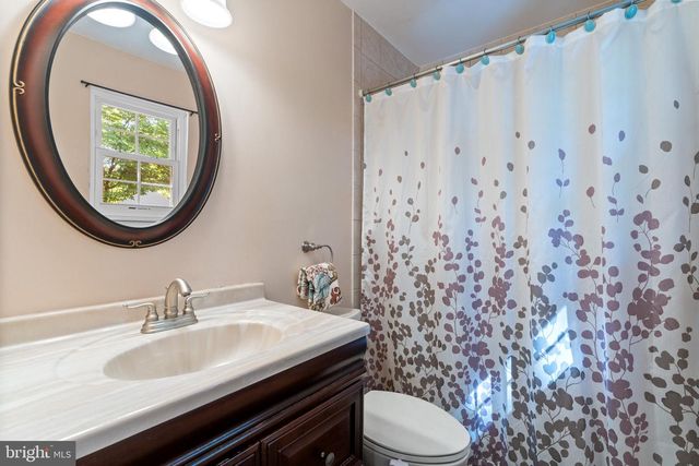 11219 LAKEVIEW DR, Dunkirk, MD 20754