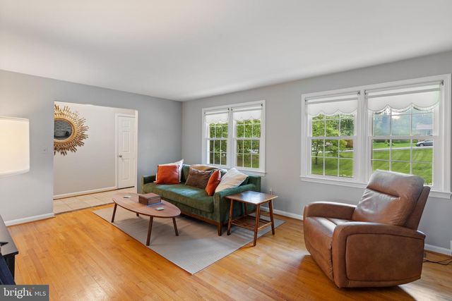 11219 LAKEVIEW DR, Dunkirk, MD 20754