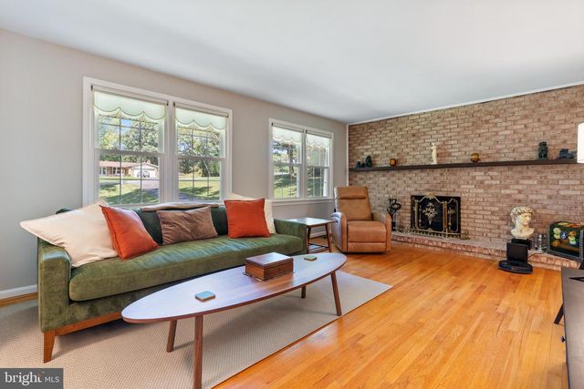 11219 LAKEVIEW DR, Dunkirk, MD 20754