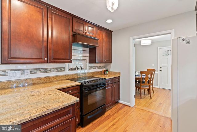 11219 LAKEVIEW DR, Dunkirk, MD 20754
