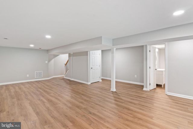 11219 LAKEVIEW DR, Dunkirk, MD 20754