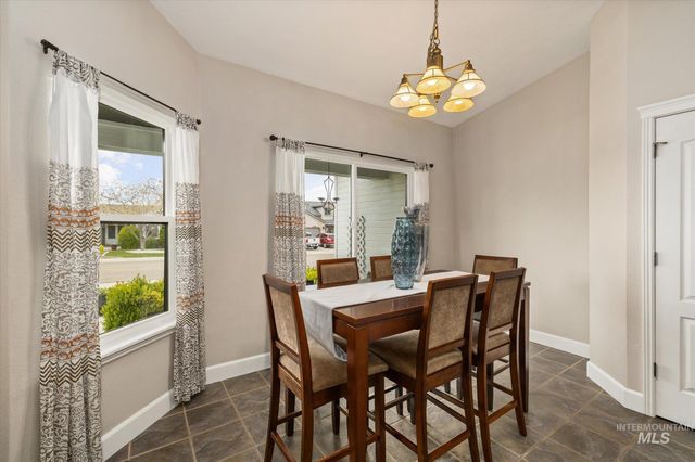 1582 N Avain Ave, Kuna, ID 83634