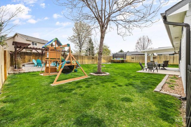 1582 N Avain Ave, Kuna, ID 83634