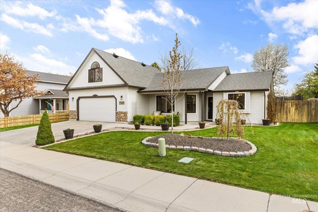 1582 N Avain Ave, Kuna, ID 83634