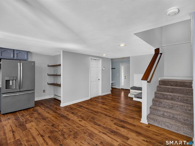 10 Glezen Street, Norwich, CT 06360