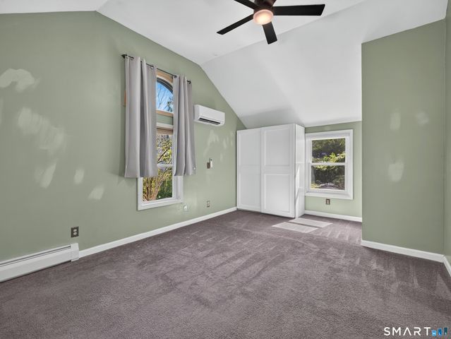10 Glezen Street, Norwich, CT 06360