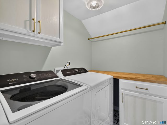 10 Glezen Street, Norwich, CT 06360