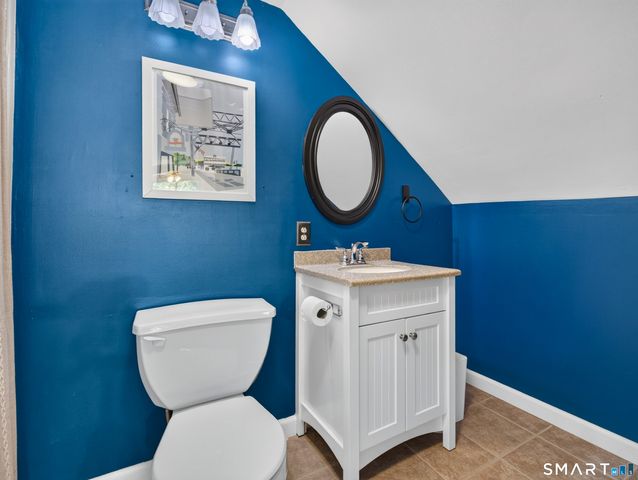 10 Glezen Street, Norwich, CT 06360