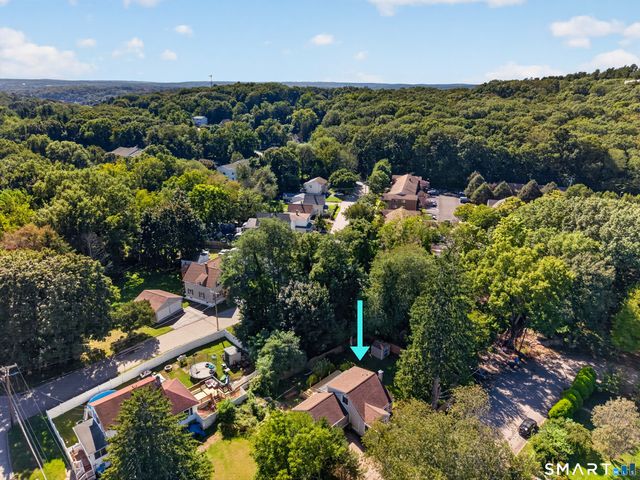 10 Glezen Street, Norwich, CT 06360