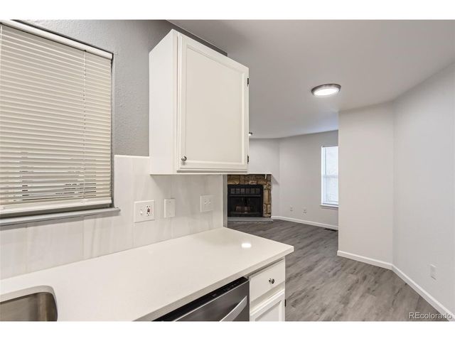 932 S Dearborn 932-8, Aurora, CO 80112