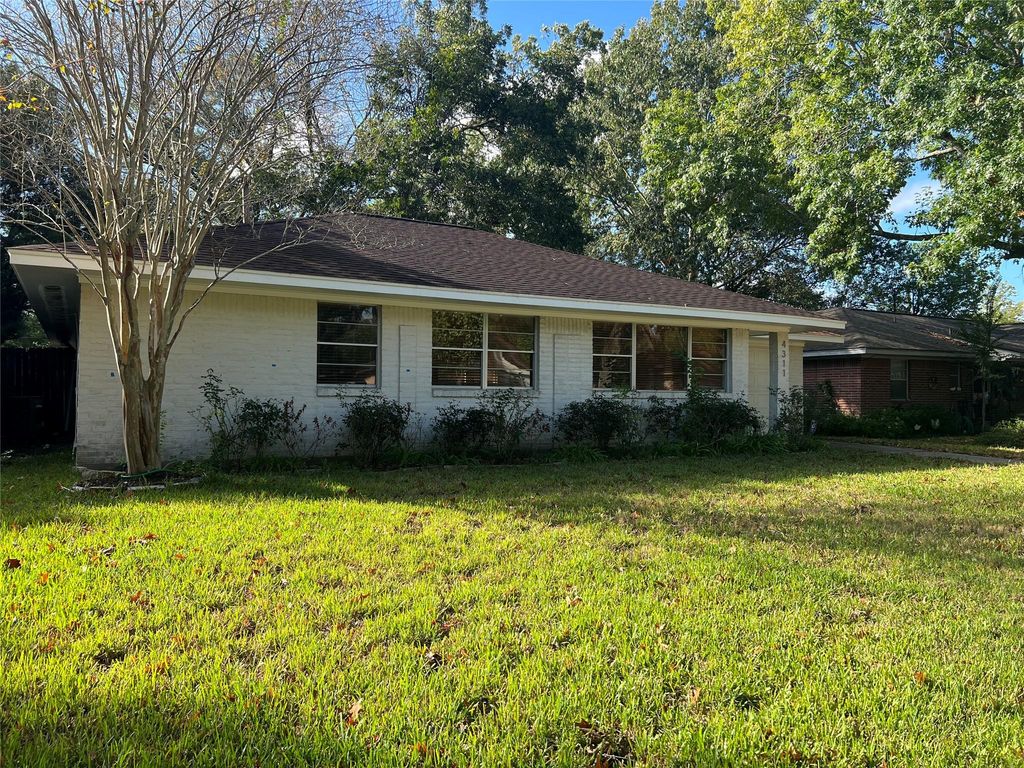 4311 Benning Drive, Houston, TX 77035