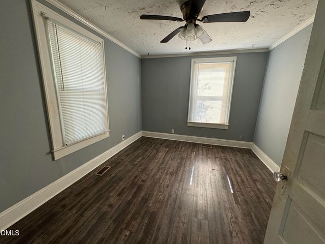 1728 Sharpe Road, Burlington, NC 27217